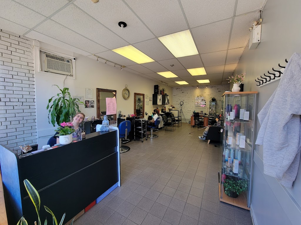 VSL Beauty Bar | 1604 Dundas St W, Toronto, ON M6K 1T8, Canada | Phone: (416) 530-2954