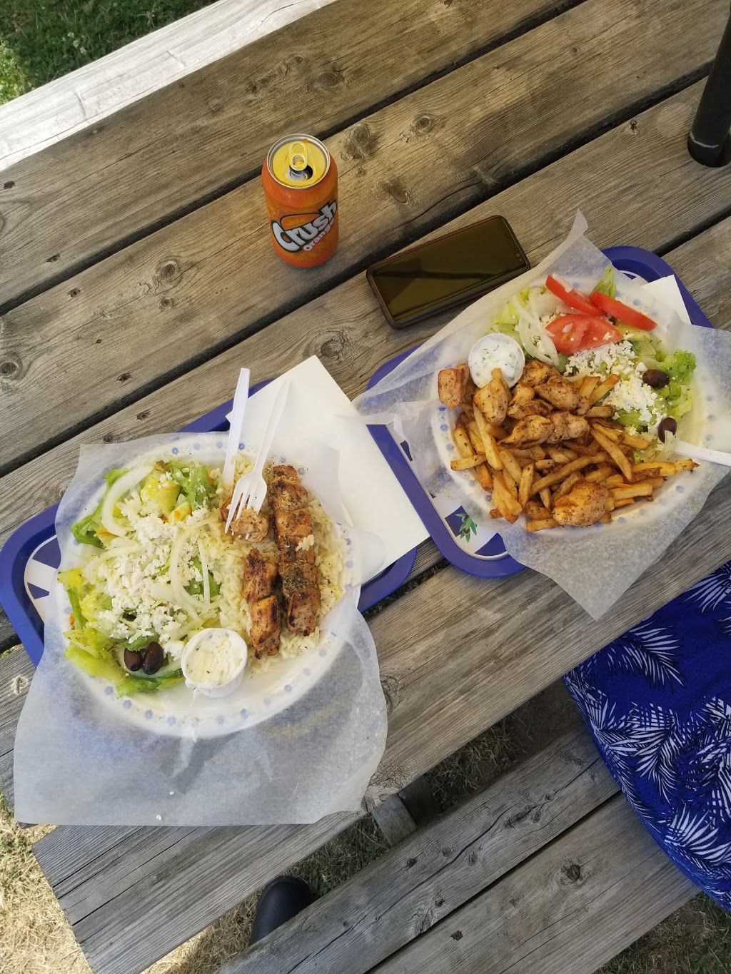 Two Fat Greeks | 1399 8th Line Smith, Lakefield, ON K0L 2H0, Canada | Phone: (705) 977-2602