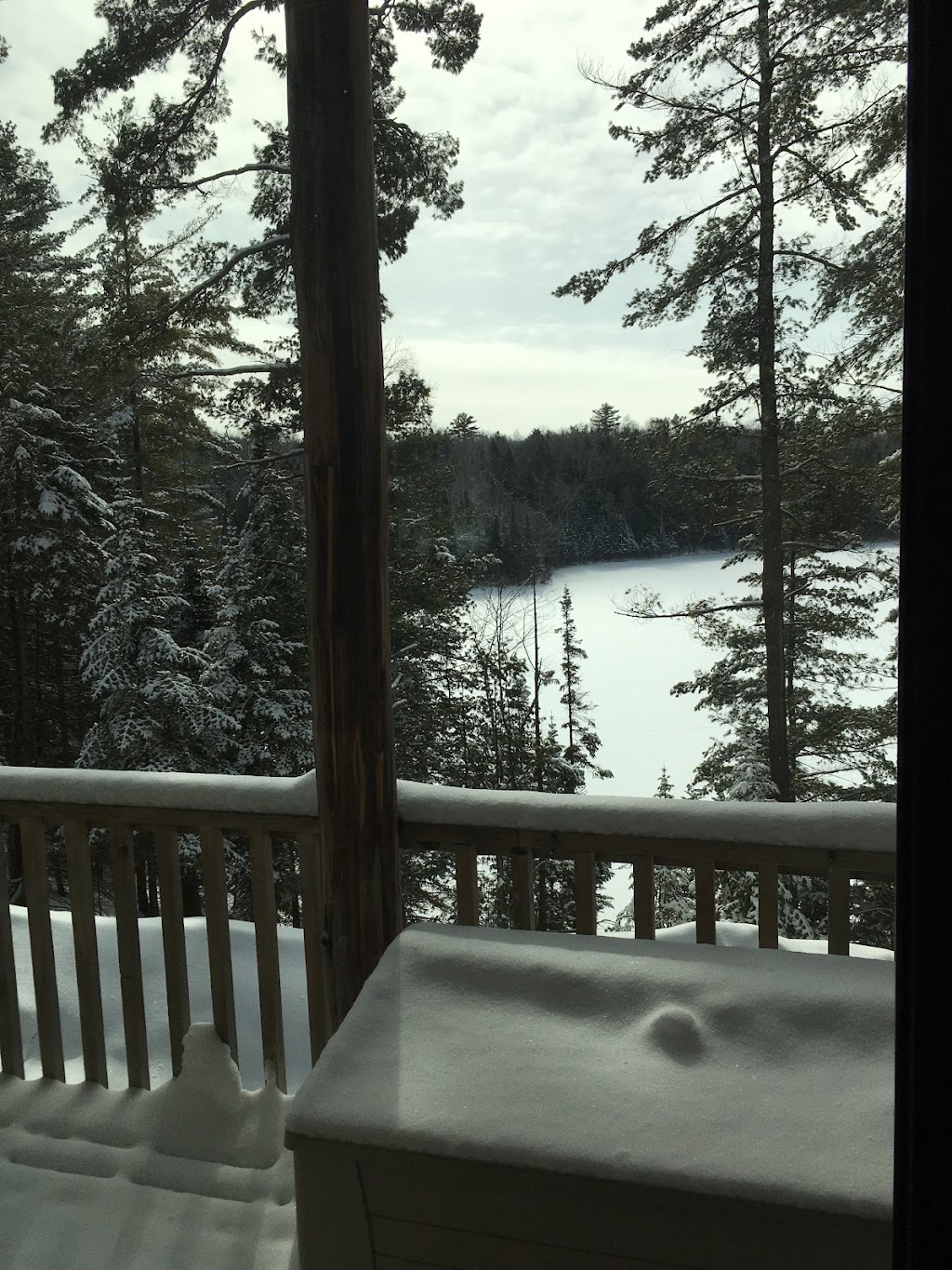 Le Ruthledge | 47 Chem. du Lac Ruthledge, Lac-des-Loups, QC J0X 3K0, Canada | Phone: (613) 297-5558