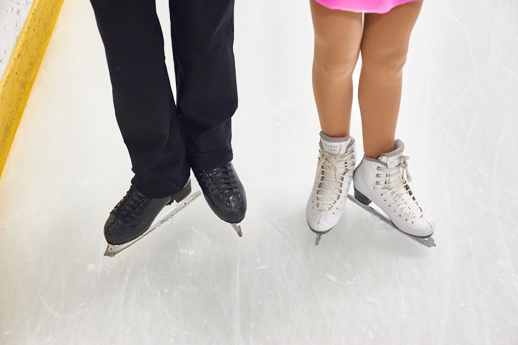 Mariposa School of Skating | 190 Bayview Dr, Barrie, ON L4M 4Y5, Canada | Phone: (705) 721-1223