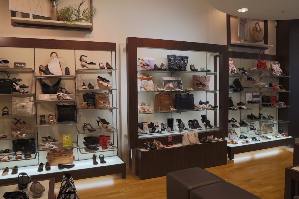 Tendances Chaussures | 1 Boulevard des Promenades, Saint-Bruno-de-Montarville, QC J3V 5J5, Canada | Phone: (450) 441-0783