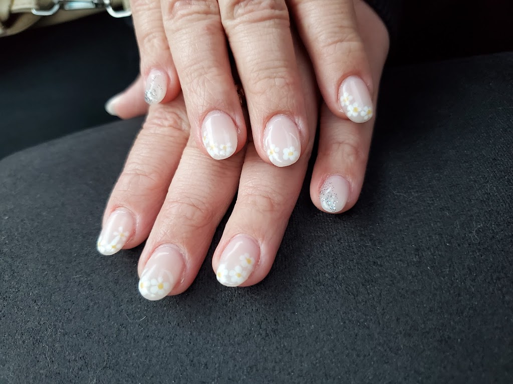 Tiara Spa Nails | 2090 Hurontario St Unit 4, Mississauga, ON L5B 1M8, Canada | Phone: (905) 949-9992