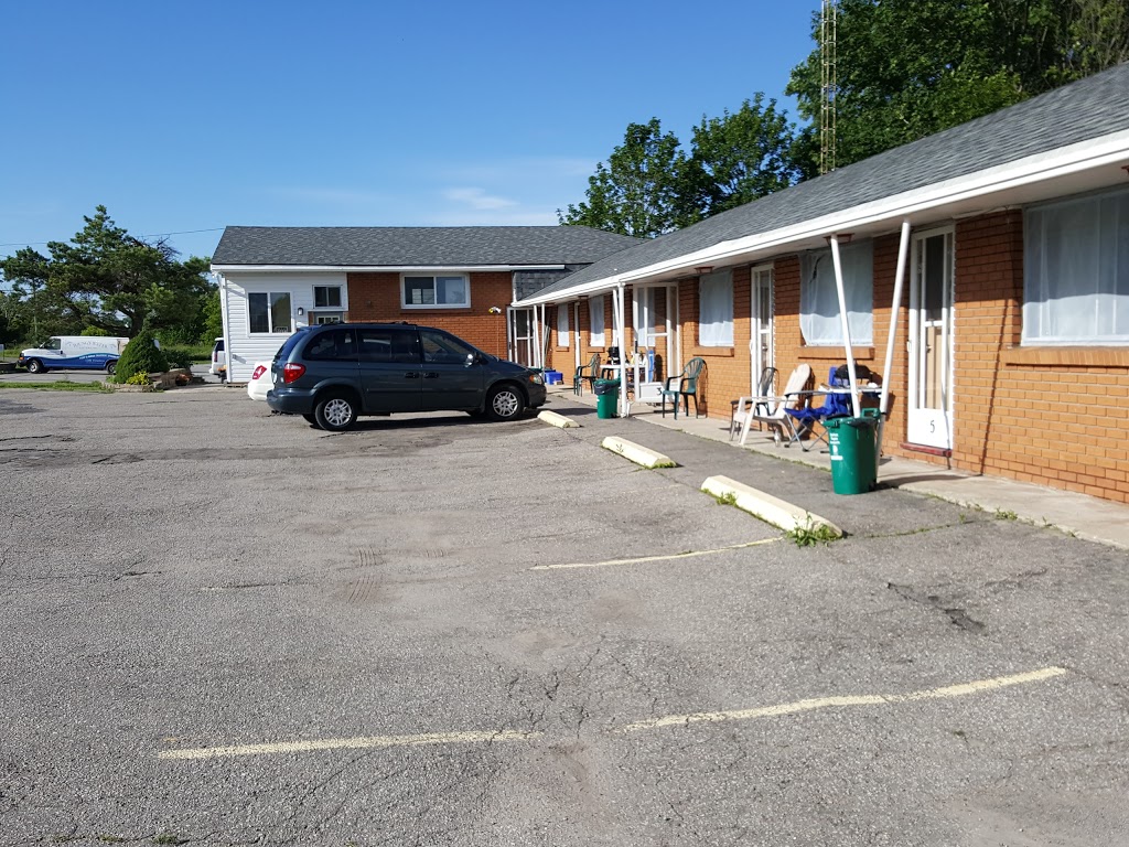 Bon-Voyage Motel | 7645 Baldwin St N, Whitby, ON L1M 1Y5, Canada | Phone: (905) 655-5308