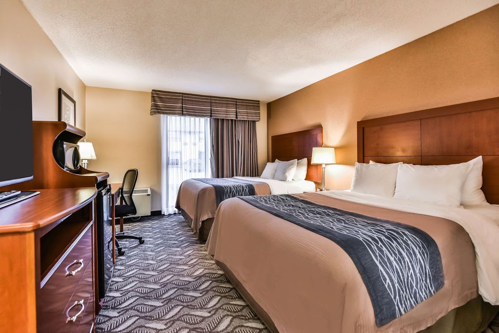 Comfort Inn & Suites Ambassador Bridge | 2330 Huron Church Rd, Windsor, ON N9E 3S6, Canada | Phone: (519) 972-1100