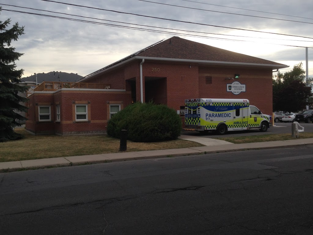 Frontenac Ambulance-N-Paramedic Service | 250 Palace Rd, Kingston, ON K7L 4T2, Canada | Phone: (613) 544-6047