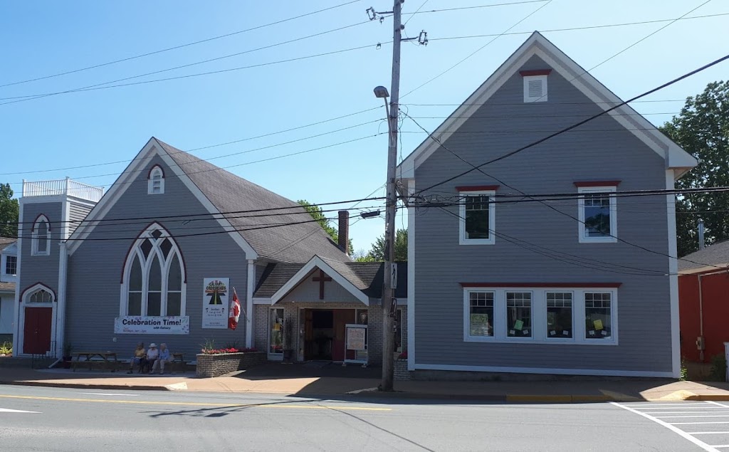 Calvary Temple (PAOC) | 510 MAIN, Mahone Bay, NS B0J 2E0, Canada | Phone: (902) 624-8253