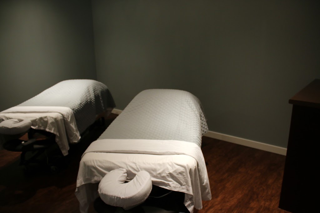 Rave Massage | 1220 St Marys Rd, Winnipeg, MB R2M 3V6, Canada | Phone: (204) 416-7283