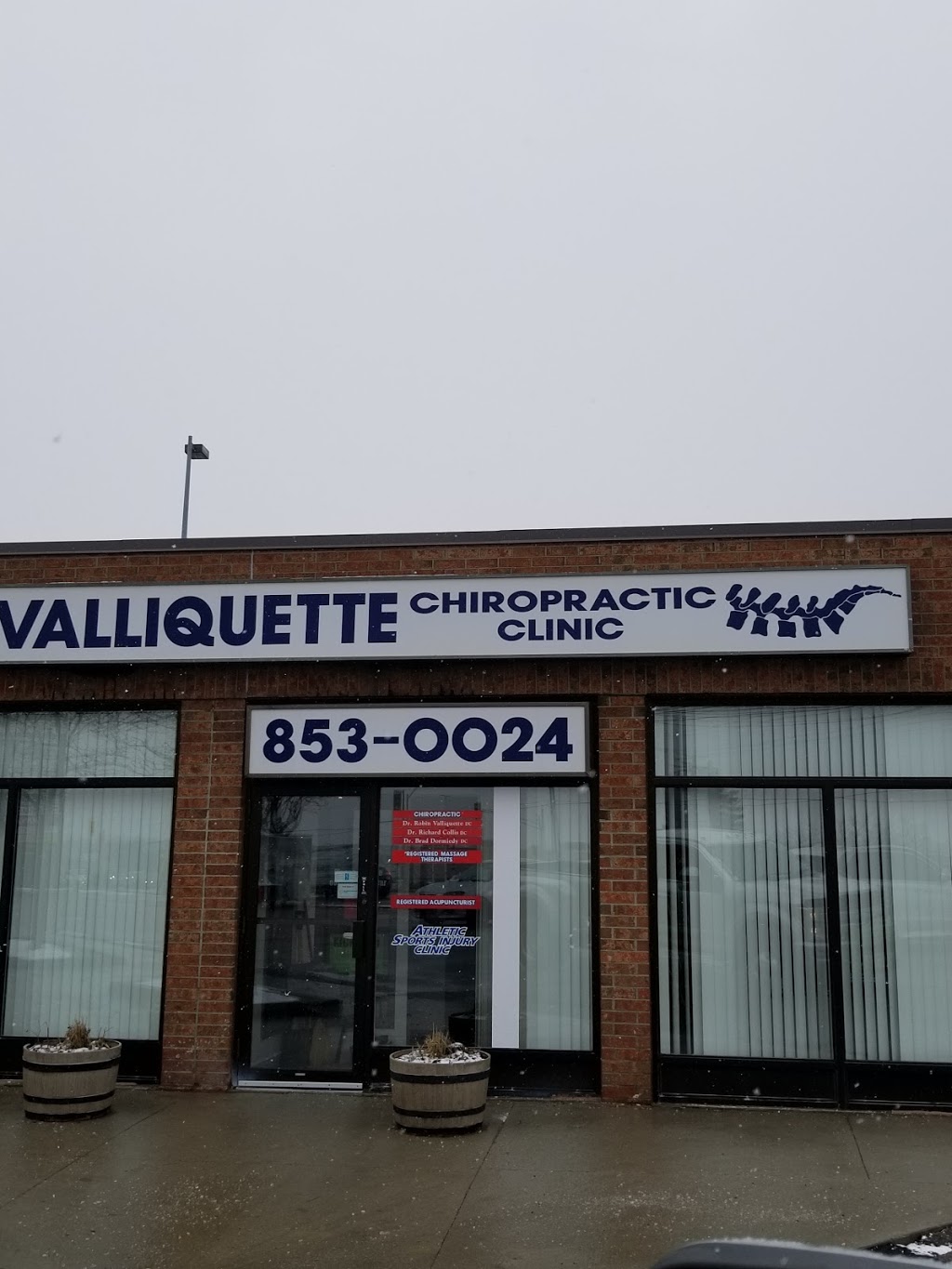 Valliquette Chiropractic Clinic | 340 Eagle St W, Newmarket, ON L3Y 7N1, Canada | Phone: (905) 853-0024