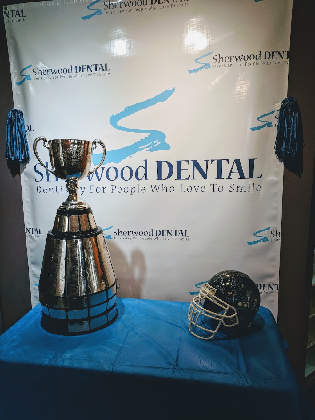 Sherwood Dental | 2892 S Sheridan Way, Oakville, ON L6J 7L4, Canada | Phone: (844) 951-8855