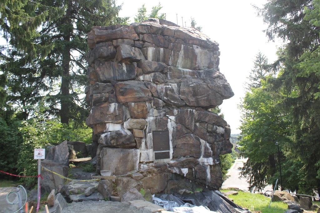 Parc du Rocher de Grand Mère | Grand-Mère, Shawinigan, QC G9T 2L7, Canada