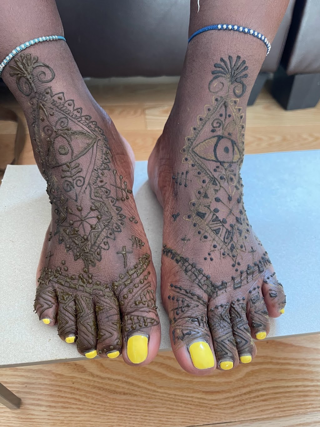 Bluestone henna art | 84 Don Minaker Dr, Brampton, ON L6P 1R7, Canada | Phone: (647) 770-6942