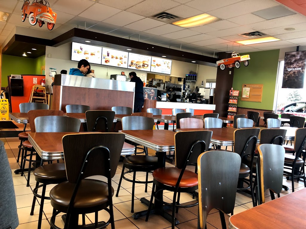 A&W Canada | 5880 Mavis Rd, Mississauga, ON L5V 3B7, Canada | Phone: (647) 479-4020