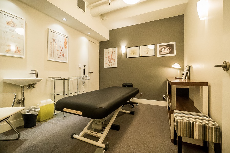 Kingsway Spine + Muscle | Chiropractic & Shiatsu | 3632 Kingsway, Vancouver, BC V5R 5M2, Canada | Phone: (604) 431-6661