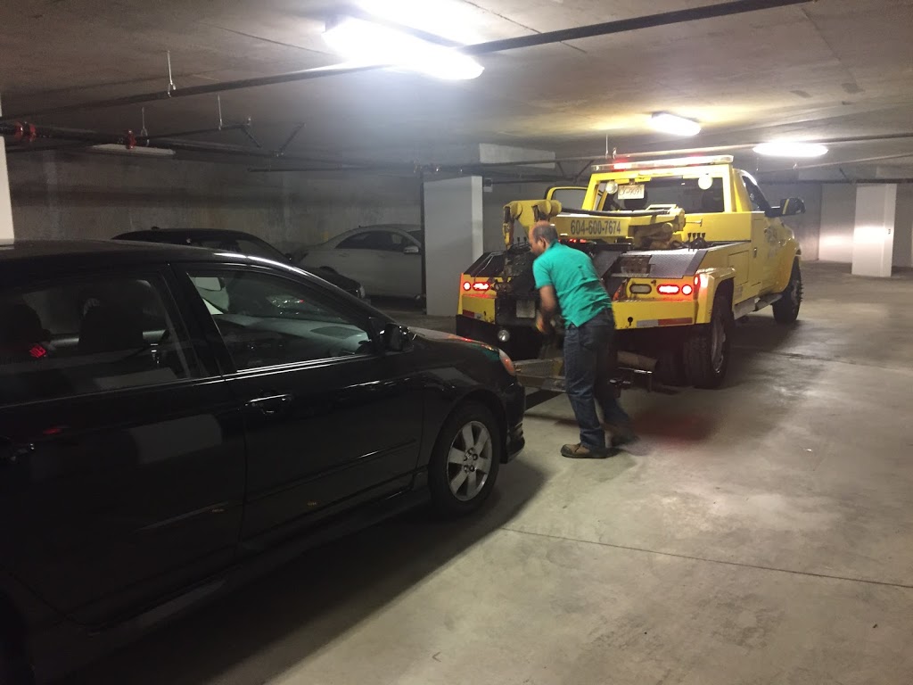 Cost Less Towing | 1237 E 64th Ave, Vancouver, BC V5X 2N8, Canada | Phone: (604) 600-7674