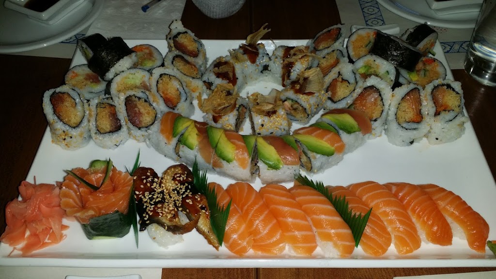 Restaurant Sumo Sushi | 1300 Bd St Jean Baptiste, Pointe-aux-Trembles, QC H1B 4A4, Canada | Phone: (514) 645-2888