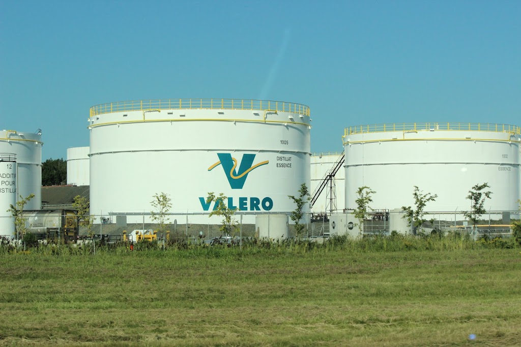 Valero | 165 Chem. des Îles, Lévis, QC G6V 7M5, Canada | Phone: (418) 835-8005