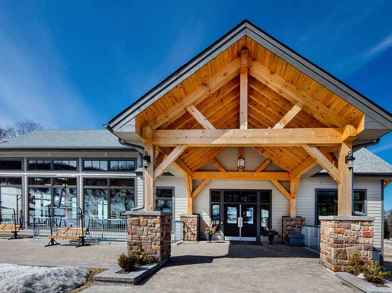 The Heights Ski & Country Club | 1106 Horseshoe Valley Rd W, Barrie, ON L4M 4Y8, Canada | Phone: (705) 835-7887