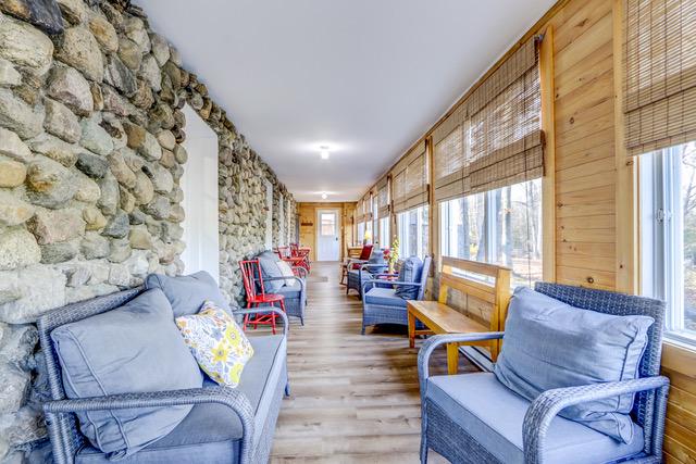 Capital Cottage Rentals | 1240 Rte Principale, Val-des-Monts, QC J8N 2R7, Canada | Phone: (819) 328-8151