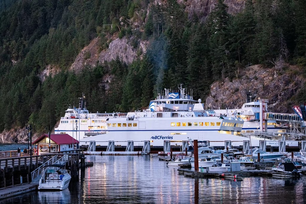 Sewells Marina Boat Launch | 6409 Bay St, West Vancouver, BC V7W 3H5, Canada | Phone: (604) 921-3474