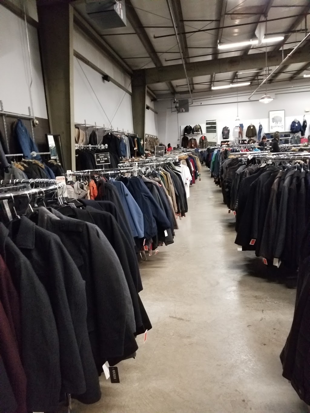 Park Avenue Coat Company | 2300 Hamburg Turnpike, Buffalo, NY 14218, USA | Phone: (716) 823-0033