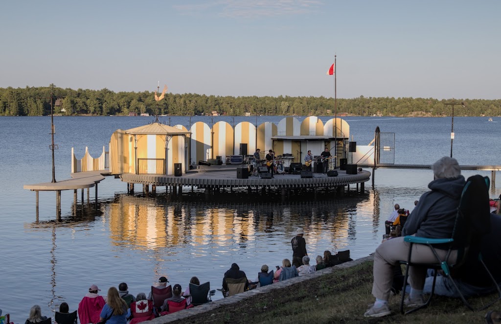 Music On The Barge | 405 Brock St, Gravenhurst, ON P1P 1H4, Canada | Phone: (705) 706-2989