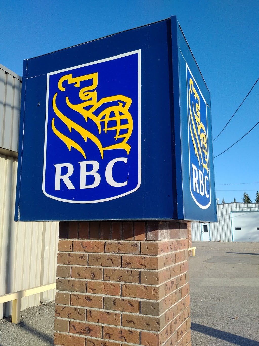 RBC Royal Bank | 109 Mountain St, Strasbourg, SK S0G 4V0, Canada | Phone: (306) 725-3500