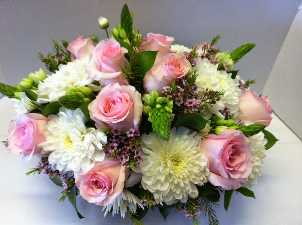 Gypsy Rose Florist | Glenmore Landing Centre - C, 149, 1600 90 Ave SW, Calgary, AB T2V 5A8, Canada | Phone: (403) 255-1010