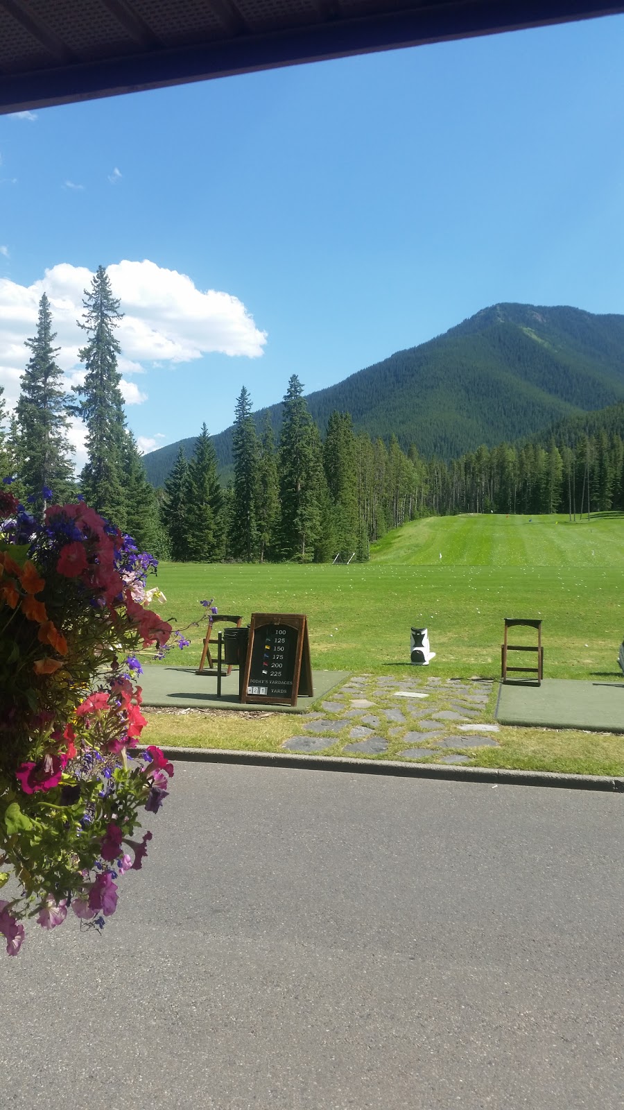 Stewart Creek Golf & Country Club | 4100 Stewart Creek Dr, Canmore, AB T1W 2V3, Canada | Phone: (877) 993-4653