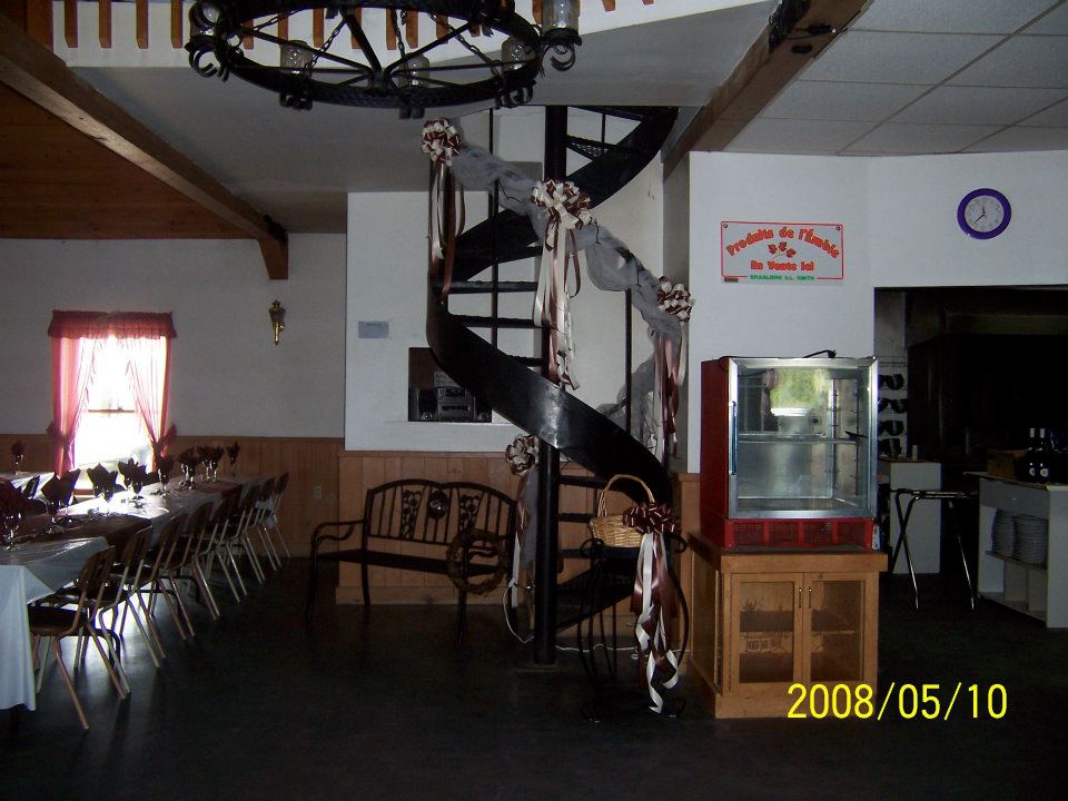 Cabane Aux 3 Erables | 139 10e Rang, Lefebvre, QC J0H 2C0, Canada | Phone: (819) 394-2051