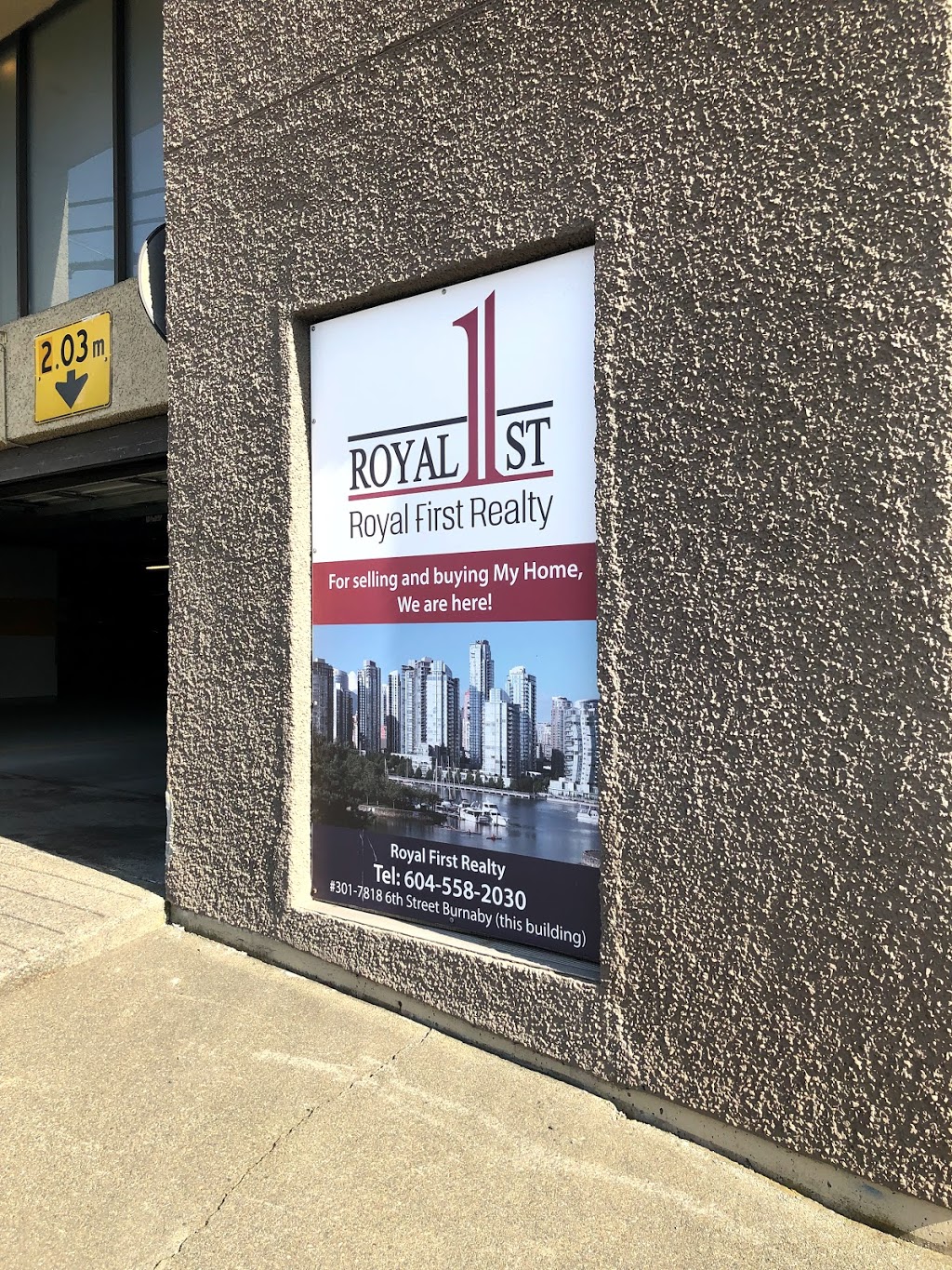 Royal First Realty | 7818 6th St #301, Burnaby, BC V3N 4N8, Canada | Phone: (604) 558-2030