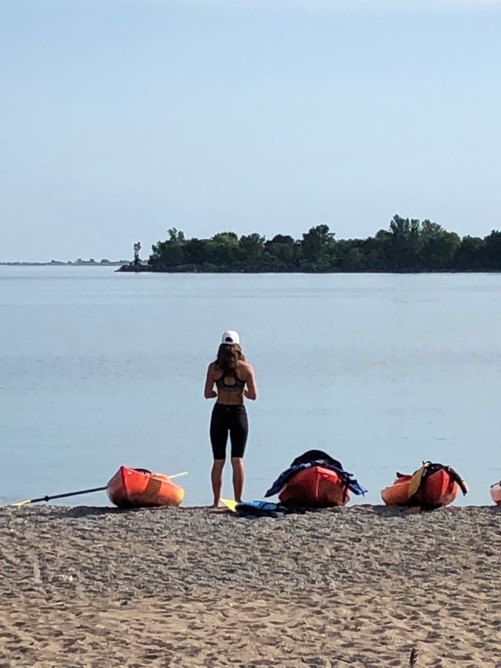 Toronto Beach Kayak | Kew Beach Ave, Toronto, ON M4E 1A5, Canada | Phone: (416) 629-6040