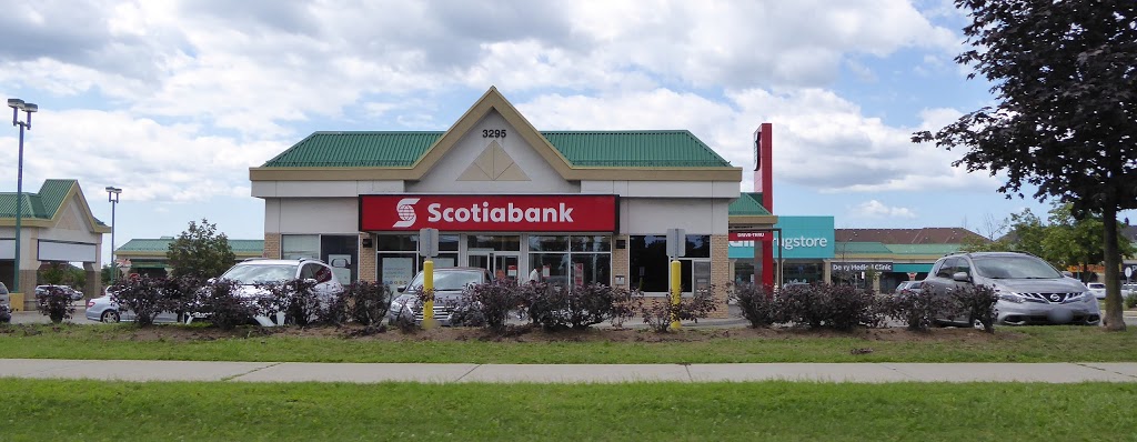 Scotiabank | 3295 Derry Rd W, Mississauga, ON L5N 7L7, Canada | Phone: (905) 824-3636