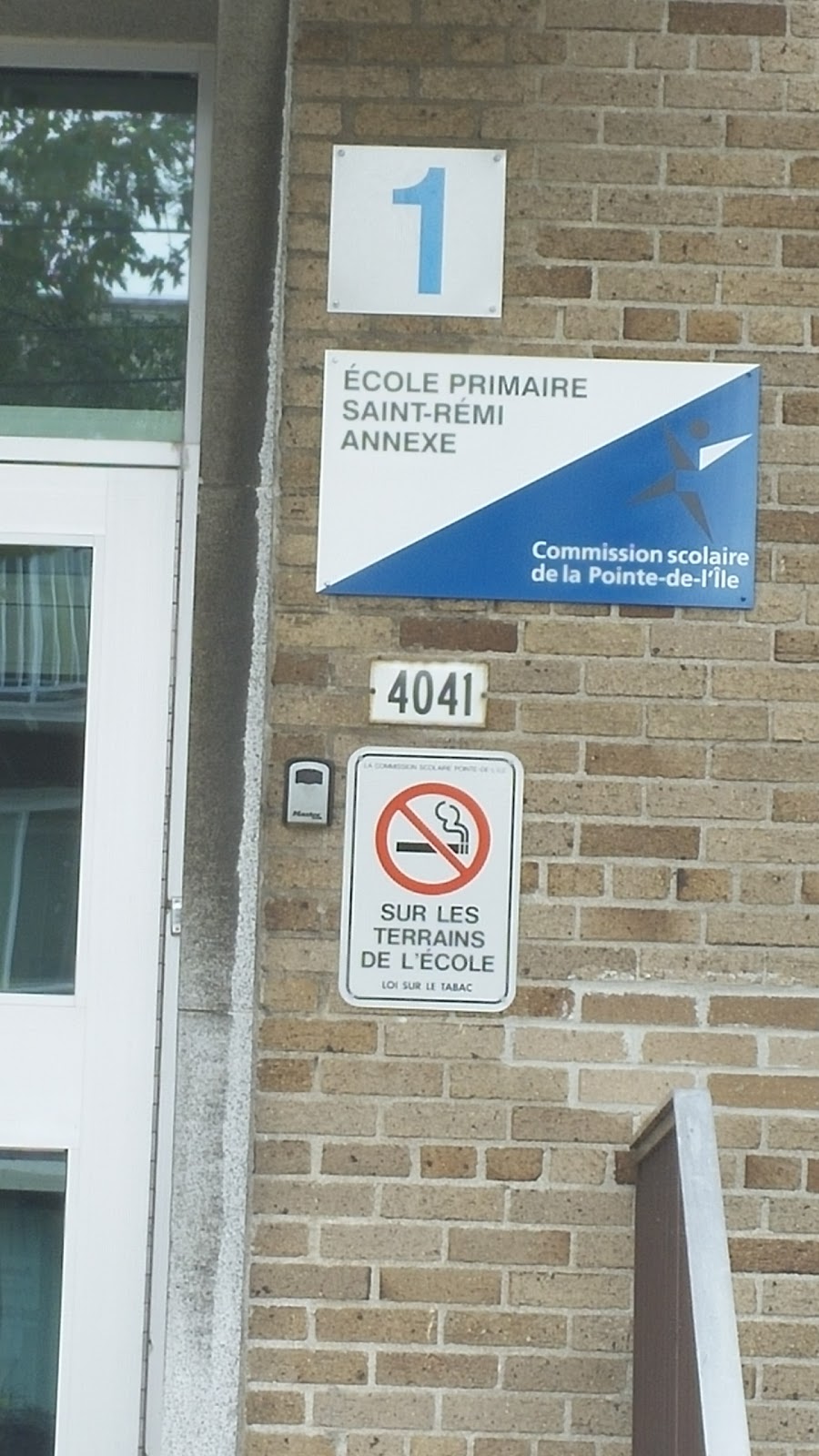 École primaire Saint-Rémi – Annexe | 4041 Rue Monselet, Montréal-Nord, QC H1H 2C6, Canada | Phone: (514) 328-3577