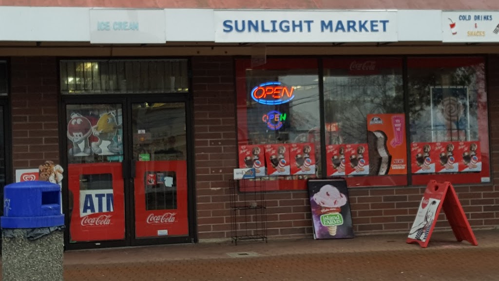 Sunlight Market & Vape Shop | 15783 Marine Dr, White Rock, BC V4B 1E5, Canada | Phone: (604) 536-8448
