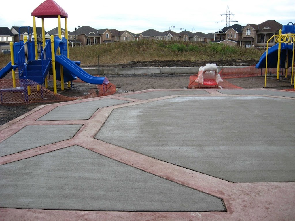 Hardscape Patterned Walkways | 76 Burgon Pl, Aurora, ON L4G 7Y2, Canada | Phone: (905) 392-9892