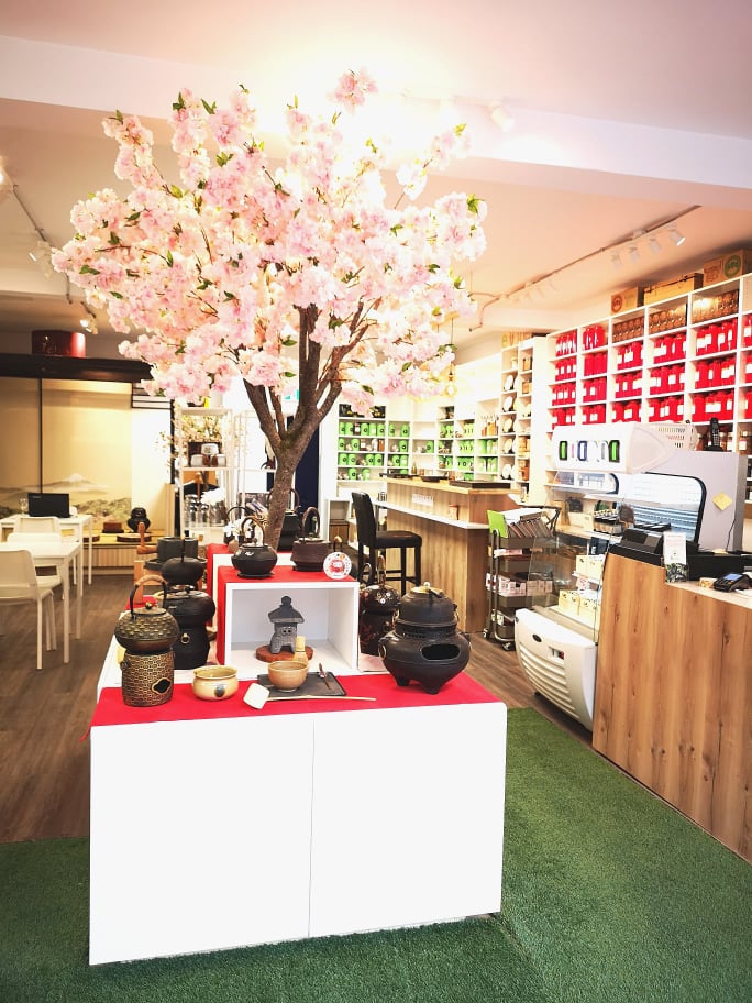 Thés Guru Teas | 1289 Rue Beaubien E, Montréal, QC H2S 1V1, Canada | Phone: (514) 727-3907