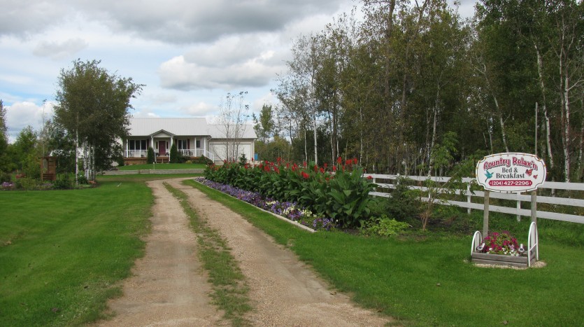 Country Relaxn | 28029 13N Rd Roseau River, Franklin, MB R0A 1N0, Canada | Phone: (204) 427-2296