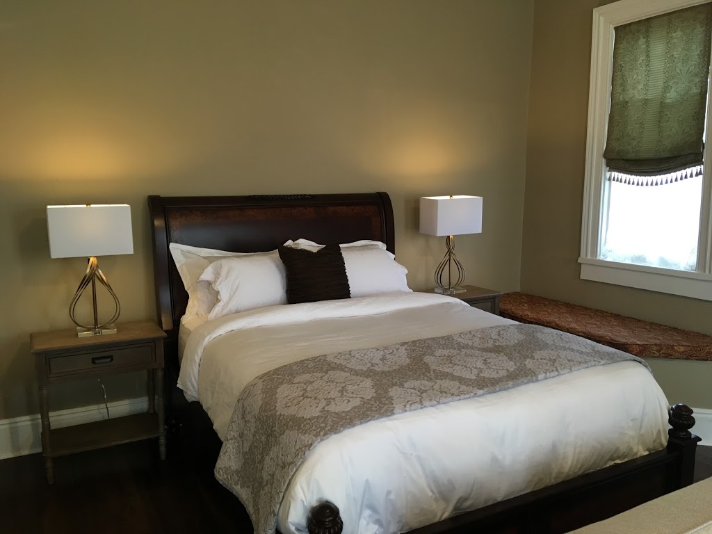 The Reeve Bed and Breakfast | 431 Queen St, Dunnville, ON N1A 1J2, Canada | Phone: (905) 931-2941