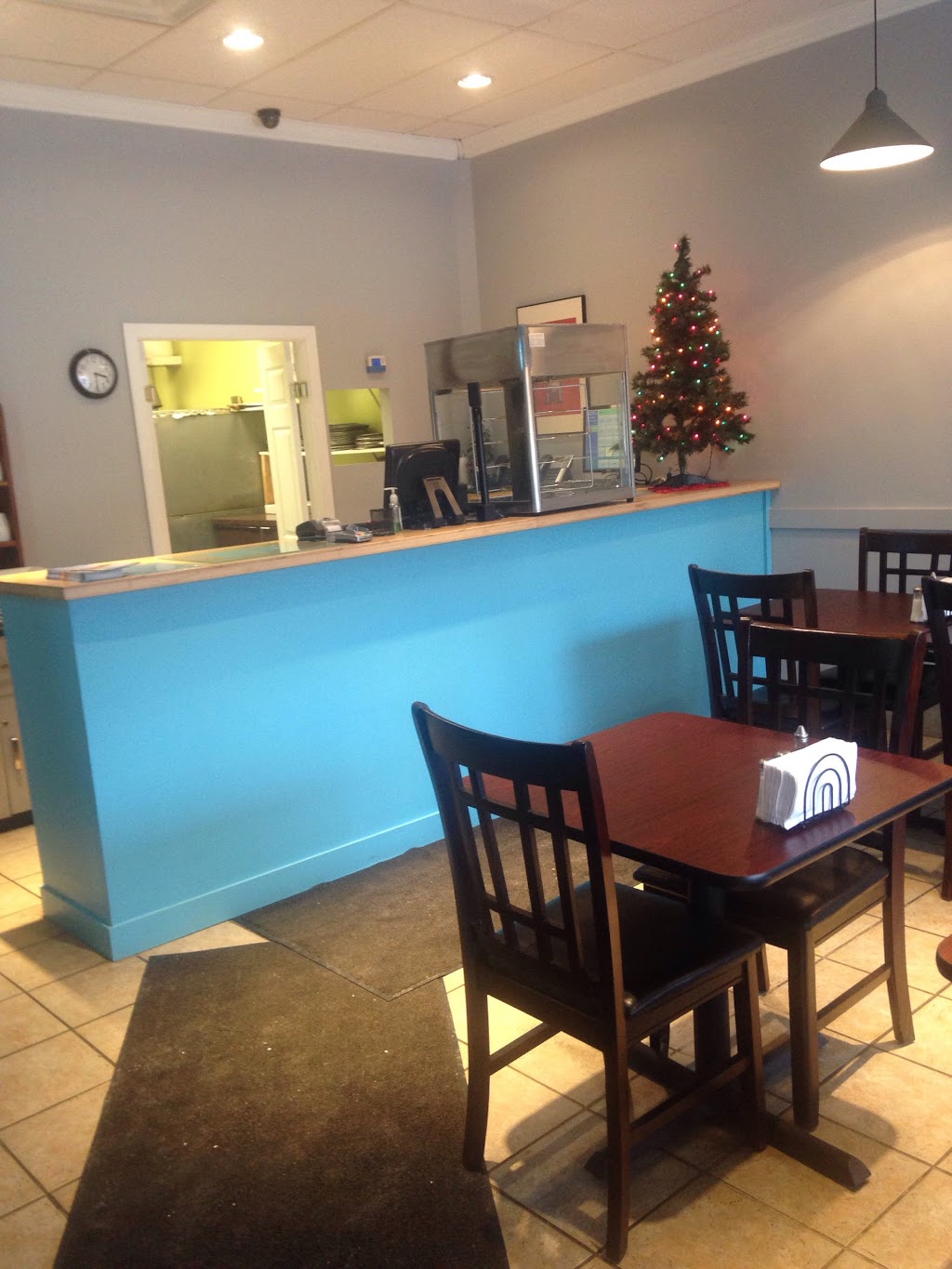 Pizza Workz Restaurant | 461 Donald B. Munro Dr, Carp, ON K0A 1L0, Canada | Phone: (613) 839-5555