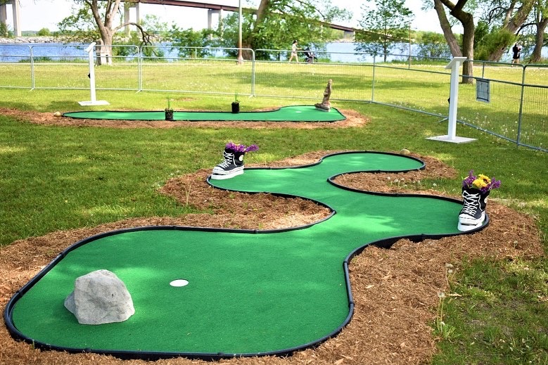 Park Play Micro Golf | 10 Bay Bridge Rd Unit 3, Belleville, ON K8P 1A7, Canada | Phone: (613) 969-7502