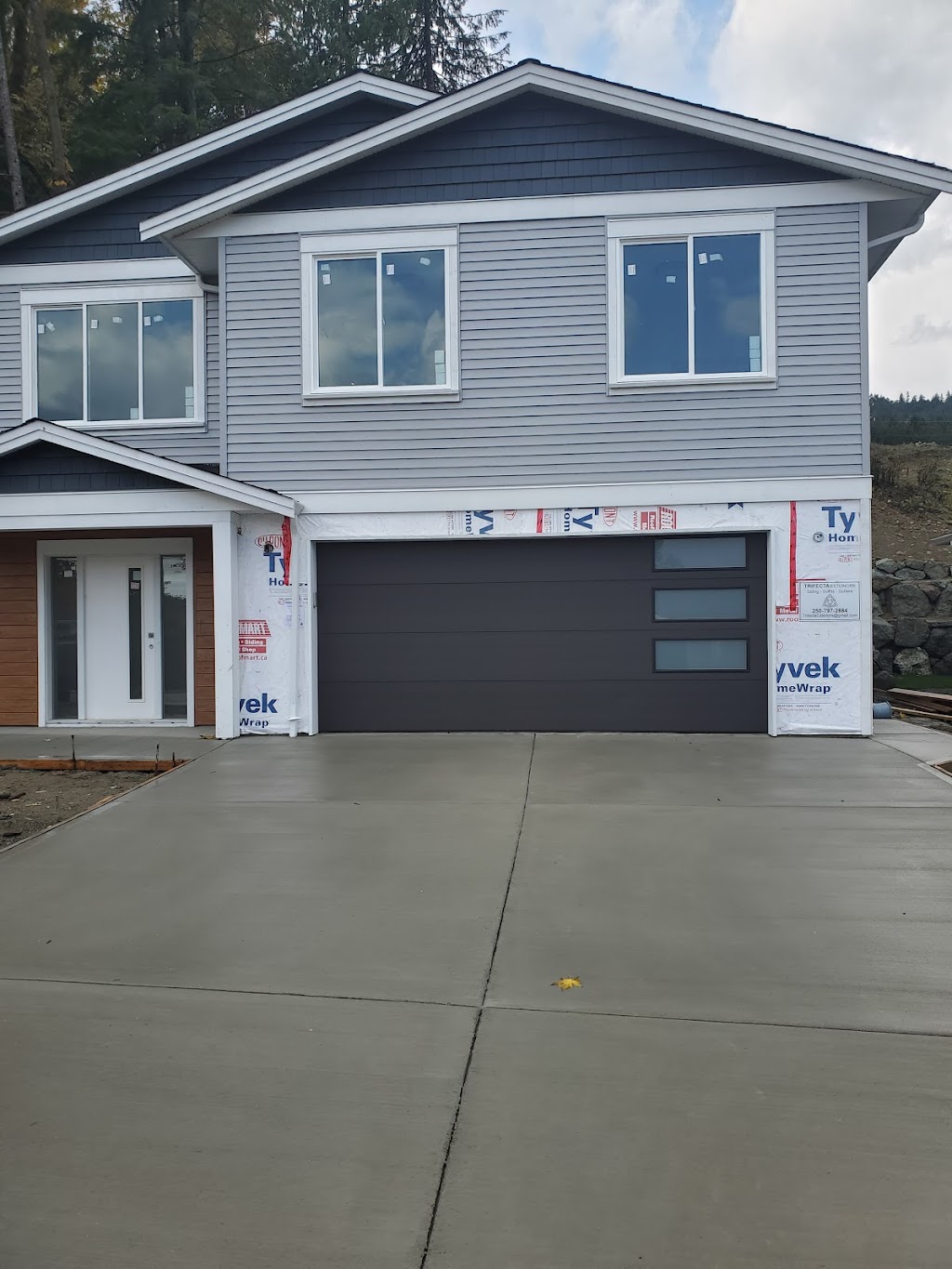 Garage Door Mechanix Ltd | 5343 Arbour Ln, Nanaimo, BC V9T 6E5, Canada | Phone: (250) 714-8457