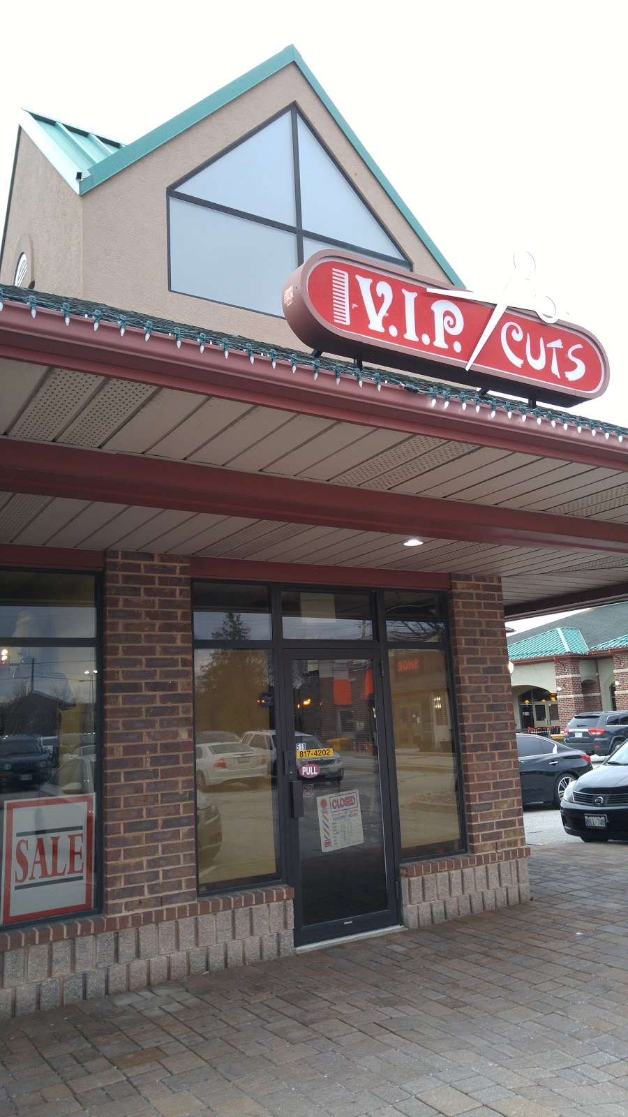 VIP Cuts | 1614 Lesperance Rd, Windsor, ON N8N 1Y3, Canada | Phone: (519) 817-4202