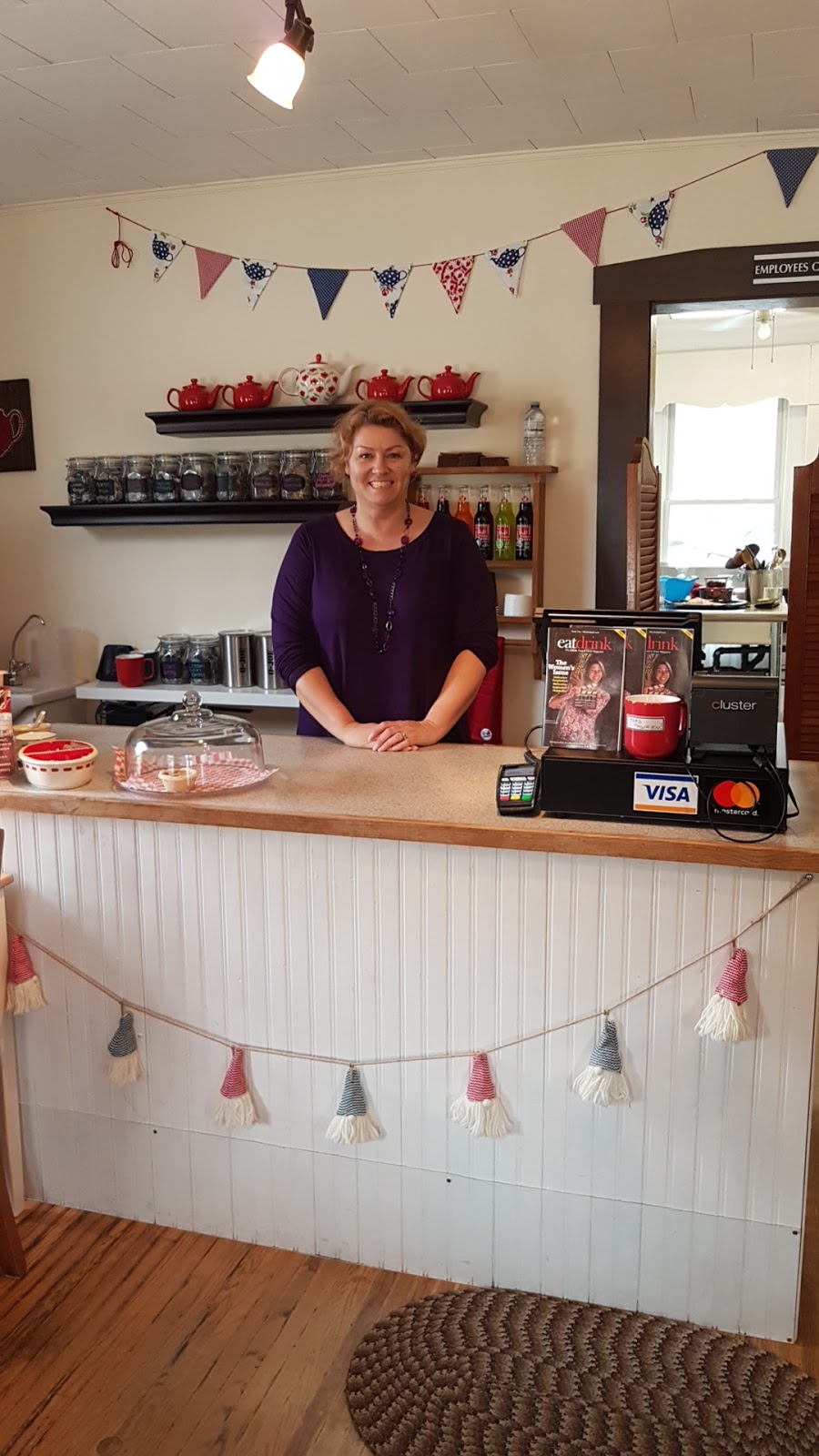 The Village Teapot | 13257 Ilderton Rd, Ilderton, ON N0M 2A0, Canada | Phone: (519) 298-8327