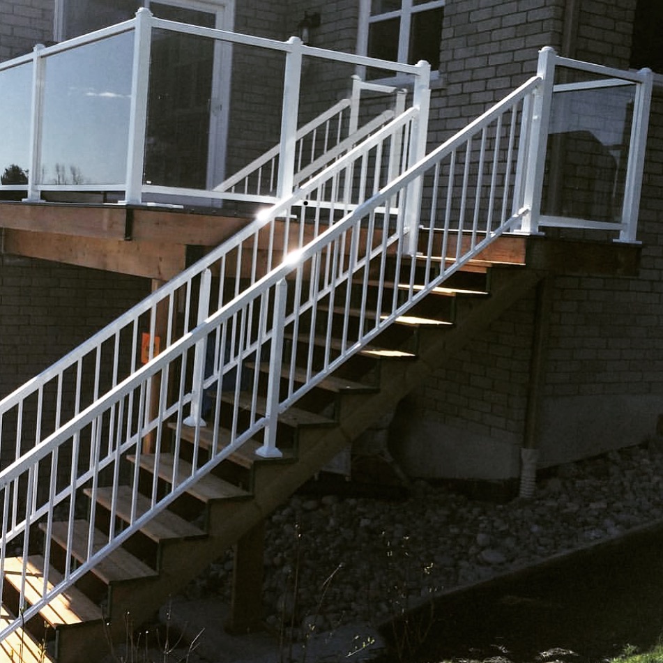 Alba Railings Inc | 1255 Skae Dr, Oshawa, ON L1J 7A3, Canada | Phone: (905) 725-3321