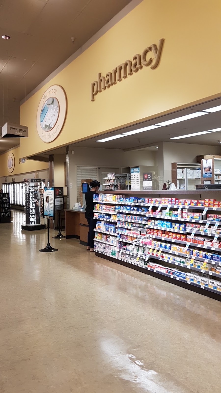 Safeway Cochrane | 304 Fifth Ave, Cochrane, AB T0L 0W4, Canada | Phone: (403) 851-1290