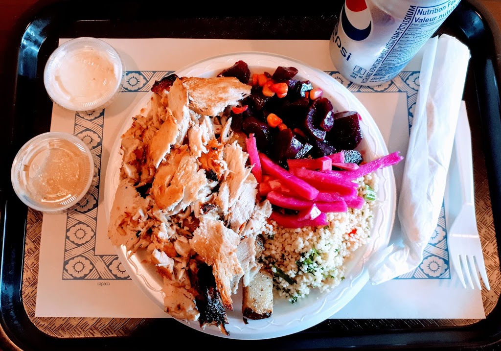 Le Taouk | 50 Rue de la Gabelle #520, Varennes, QC J3X 2J4, Canada | Phone: (450) 985-0999