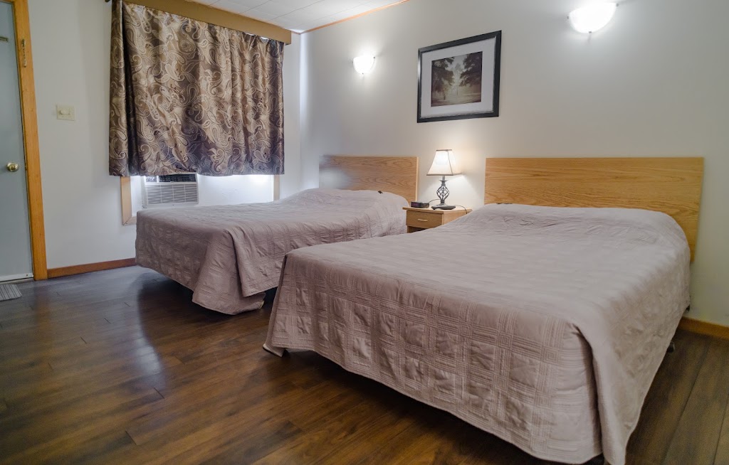 Winds Motel | 8325 Commercial rd Highway 4 Alliston, corner of highways 4 & 324, Peters Road, PE C0A 1R0, Canada | Phone: (902) 962-3883