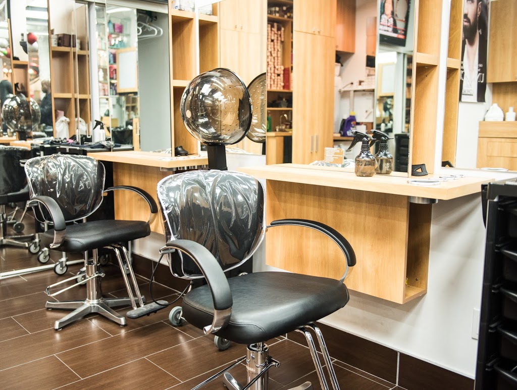 Salon Racine Carrée Studio De Coiffure | 1276 Rue des Azalées, Laval, QC H7Y 2G8, Canada | Phone: (514) 836-6631