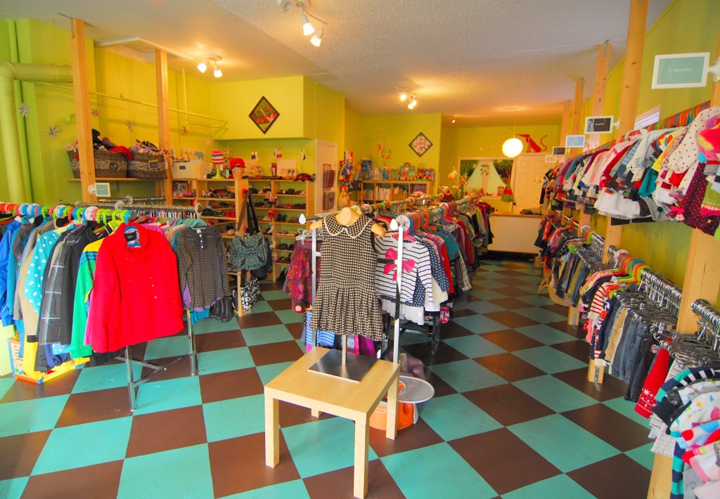 Red Rover Kids Consignment | 1722 Lillian Rd, Victoria, BC V8S 1K9, Canada | Phone: (778) 440-6353