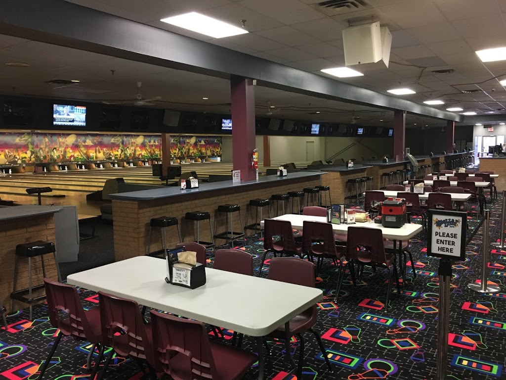 Stellar Lanes | 1220 Stellar Dr, Newmarket, ON L3Y 7B9, Canada | Phone: (905) 853-6287